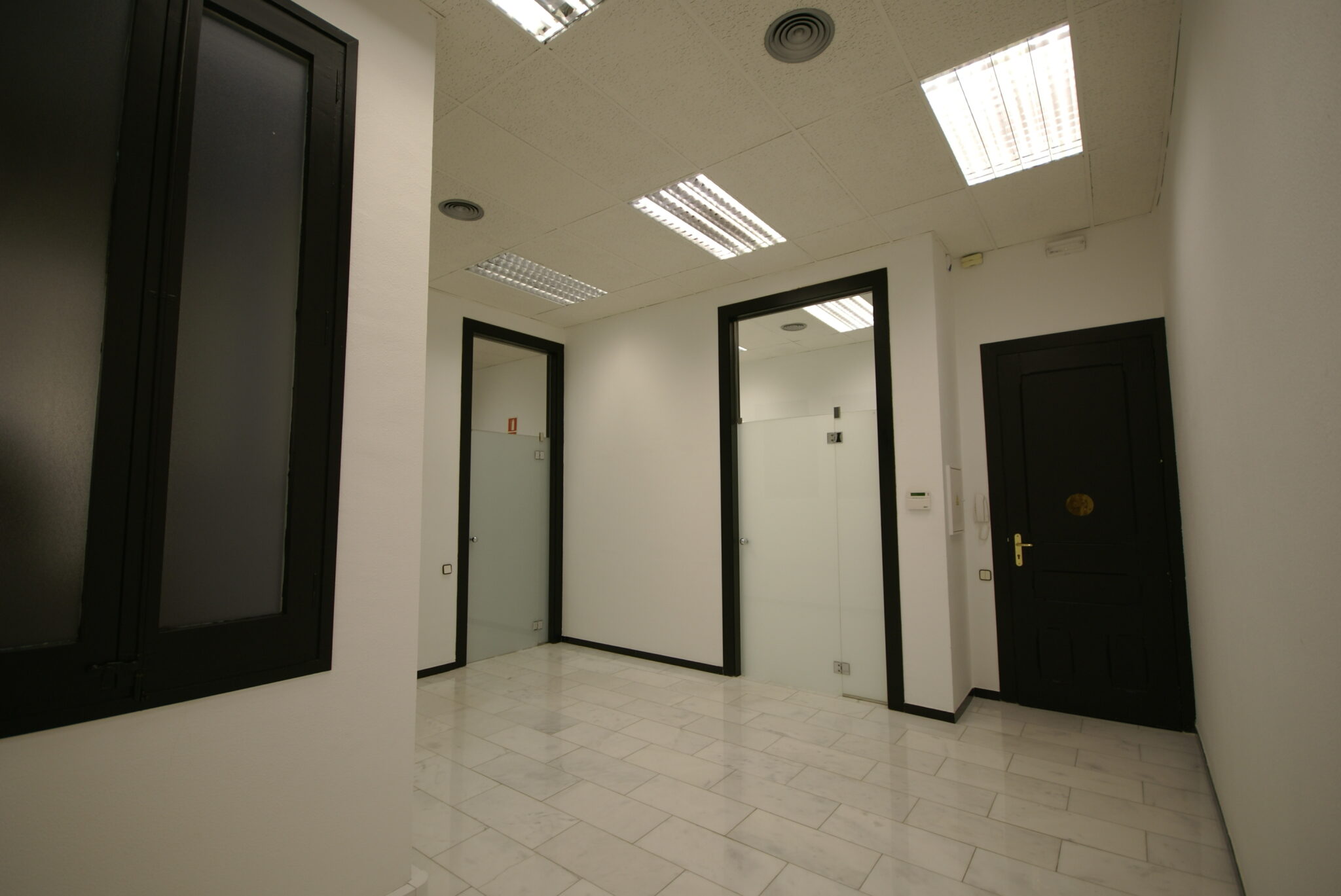 Bruc 21 principal 2ª - Entrada, recepción